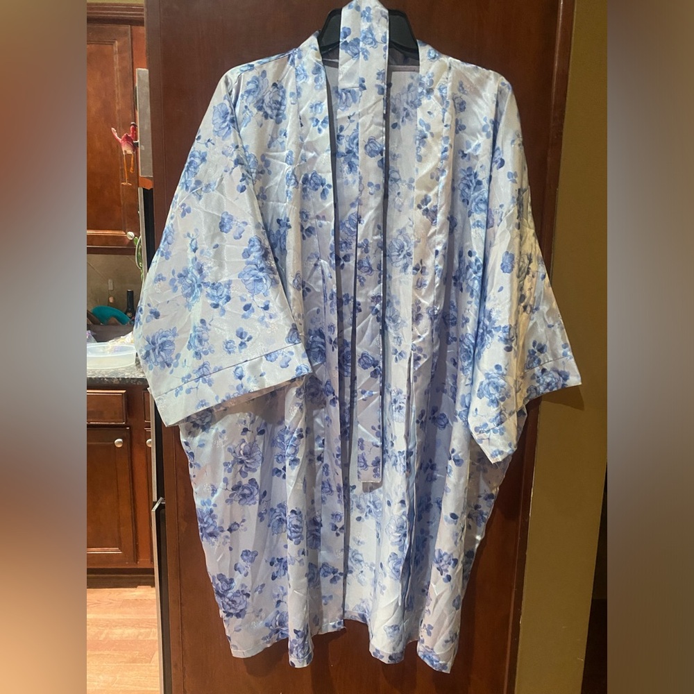 Women's Blue Floral Satin Robe Kimono
